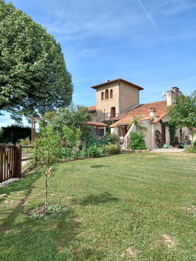 La Grange Terrou Vendégház Saint-Germain-de-Confolens Kültér fotó